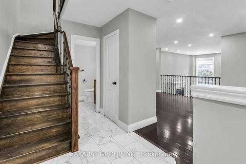 Photo 15 at 2365 Bankside Drive, Central Erin Mills, Mississauga