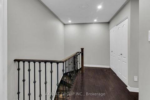 Photo 16 at 2365 Bankside Drive, Central Erin Mills, Mississauga