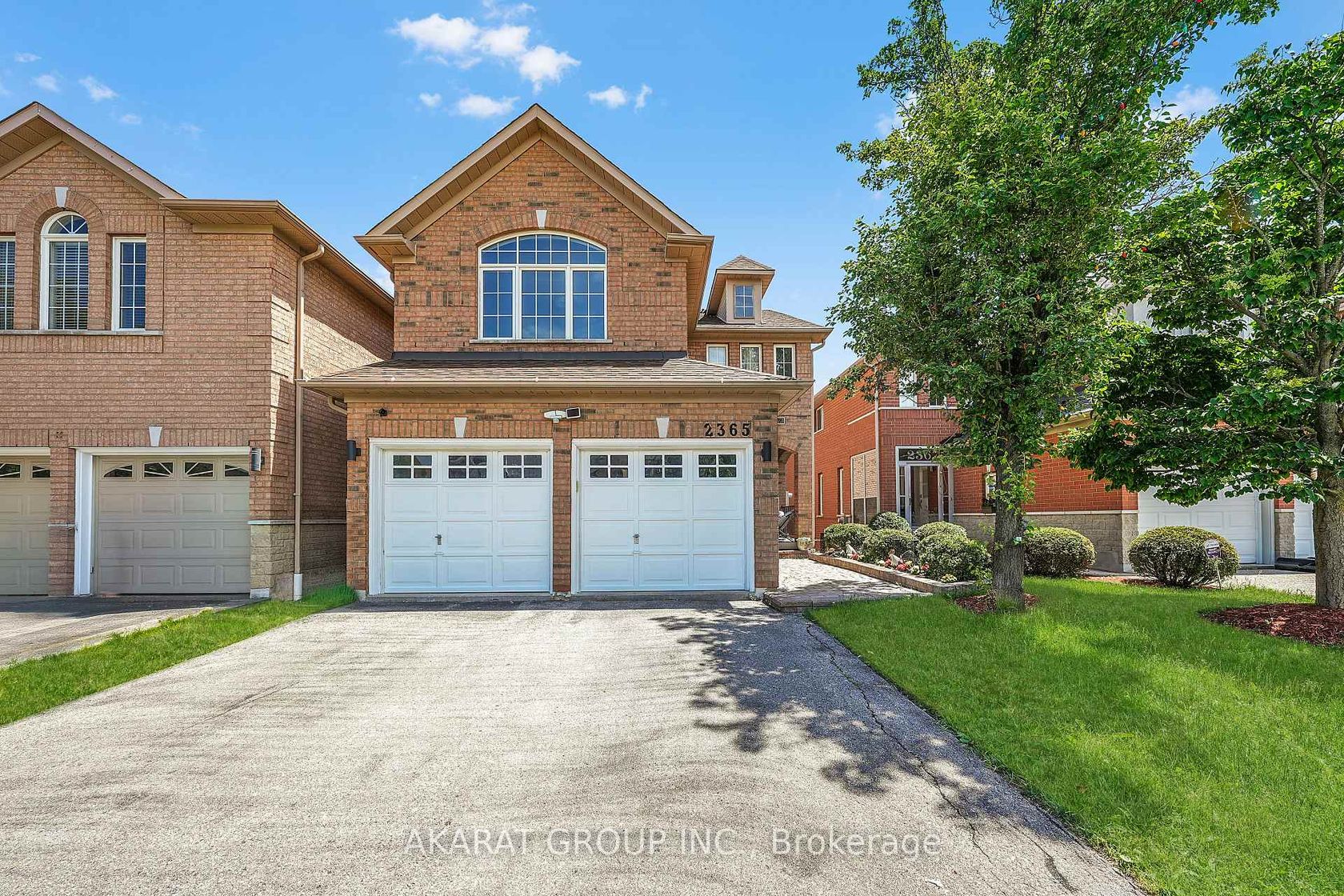 2365 Bankside Drive, Central Erin Mills, Mississauga by Loree Meneguzzi Real Estate 2365 Bankside Drive, Central Erin Mills, Mississauga