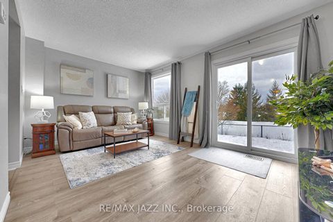 Photo 10 at 102 Penfound Drive, Bowmanville, Clarington