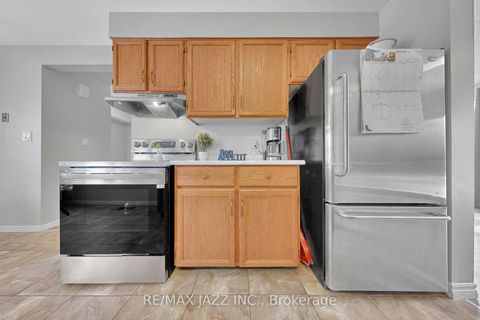 Photo 15 at 102 Penfound Drive, Bowmanville, Clarington