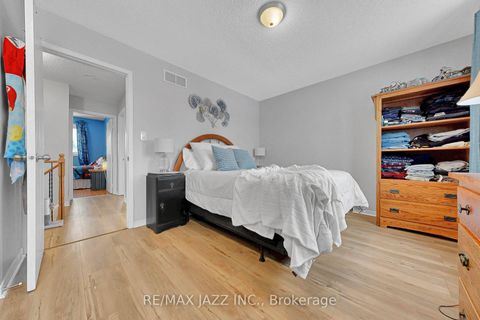 Photo 20 at 102 Penfound Drive, Bowmanville, Clarington