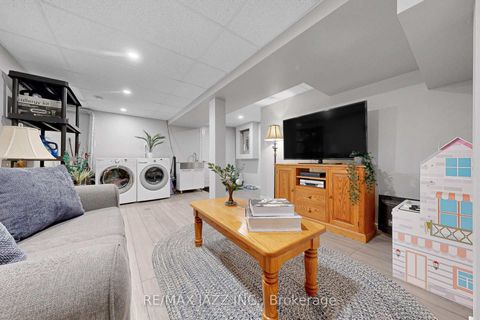 Photo 30 at 102 Penfound Drive, Bowmanville, Clarington