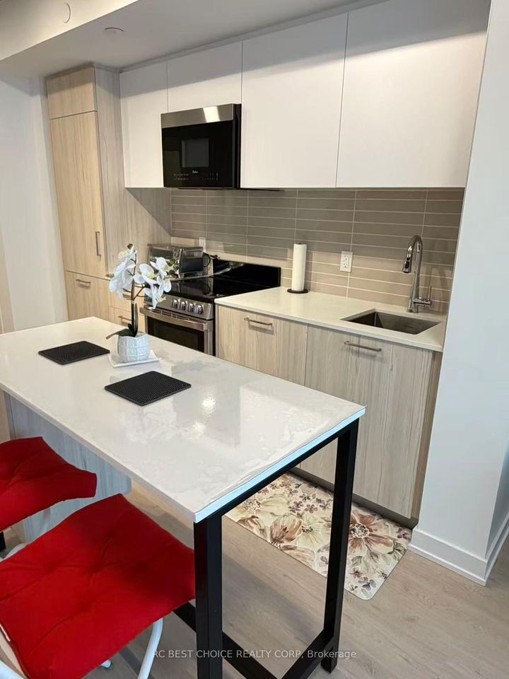 Photo 8 at 1003 - 65 Mutual Street, Yonge Corridor, Toronto