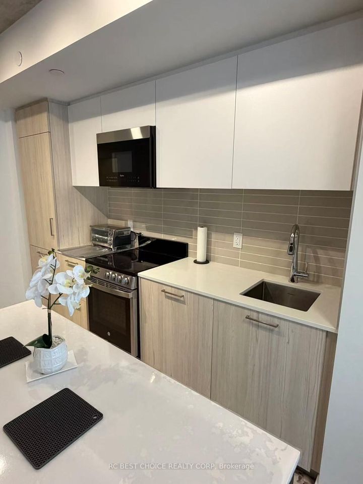 Photo 12 at 1003 - 65 Mutual Street, Yonge Corridor, Toronto