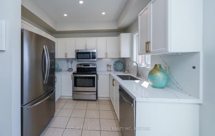 Photo 19 at 784 Ormond Drive, Samac, Oshawa