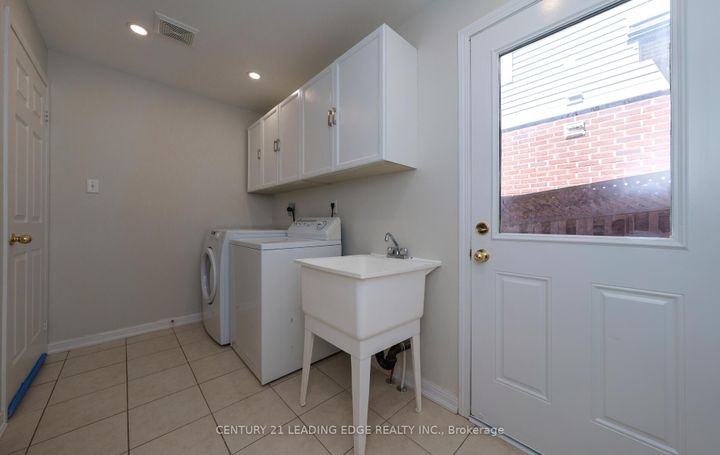 Photo 33 at 784 Ormond Drive, Samac, Oshawa