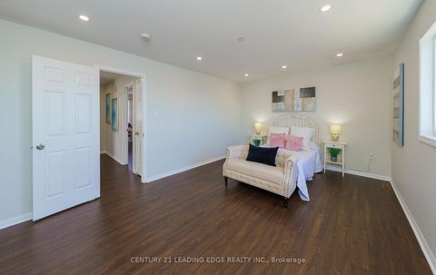 Photo 23 at 784 Ormond Drive, Samac, Oshawa