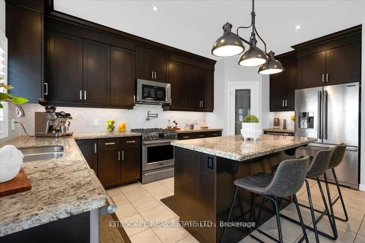 Photo 9 at 40 Blue Ribbon Way, Binbrook, Hamilton