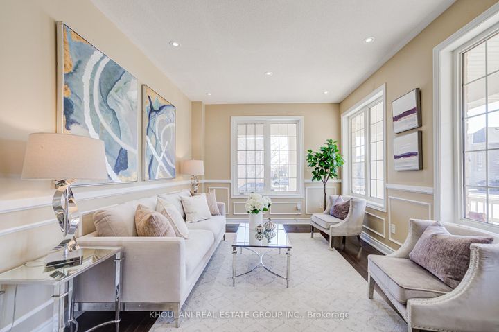 Photo 5 at 13 Brentwick Drive, Credit Valley, Brampton