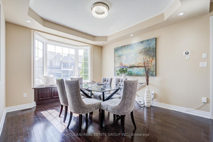 Photo 8 at 13 Brentwick Drive, Credit Valley, Brampton