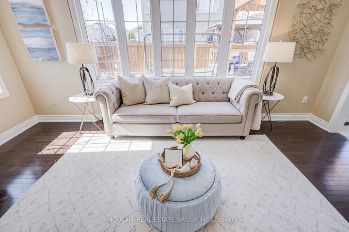 Photo 17 at 13 Brentwick Drive, Credit Valley, Brampton