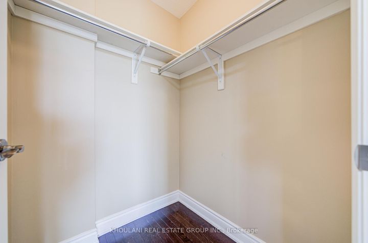 Photo 25 at 13 Brentwick Drive, Credit Valley, Brampton