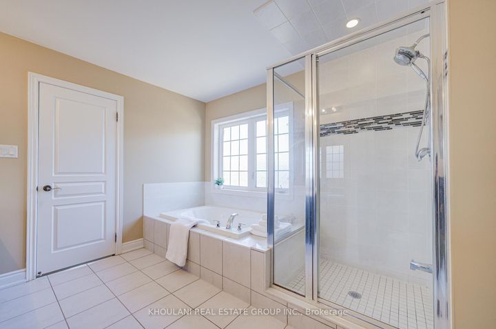 Photo 27 at 13 Brentwick Drive, Credit Valley, Brampton