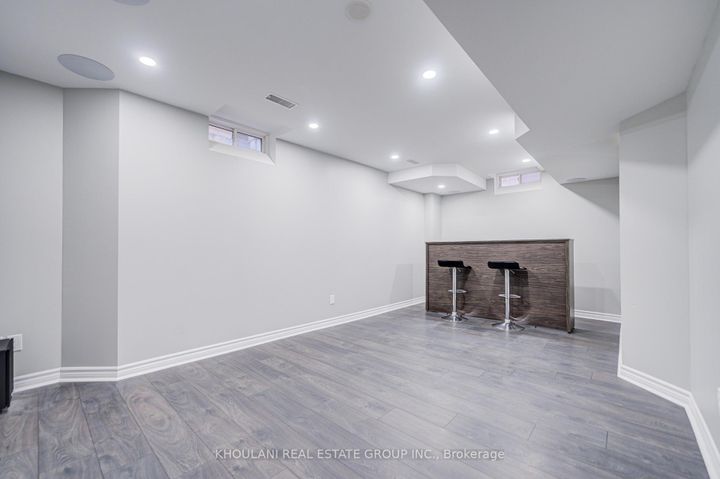 Photo 38 at 13 Brentwick Drive, Credit Valley, Brampton