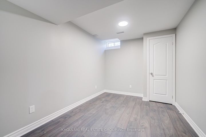 Photo 40 at 13 Brentwick Drive, Credit Valley, Brampton