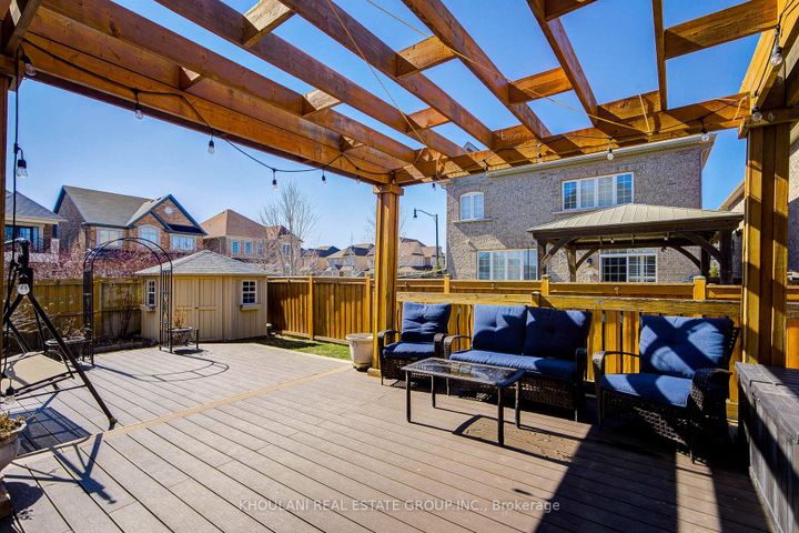 Photo 42 at 13 Brentwick Drive, Credit Valley, Brampton