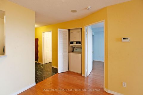 Photo 10 at 606 - 35 Empress Avenue, Willowdale East, Toronto