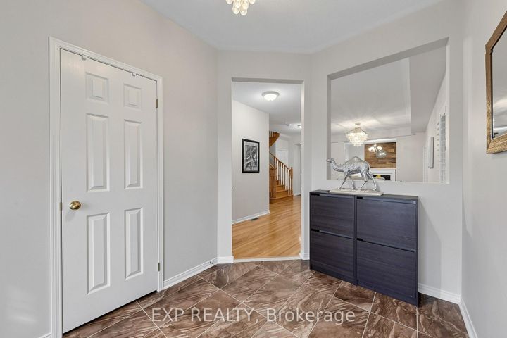 Photo 4 at 101 Cookview Drive, Wellington, Brampton