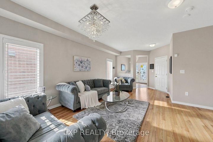 Photo 6 at 101 Cookview Drive, Wellington, Brampton