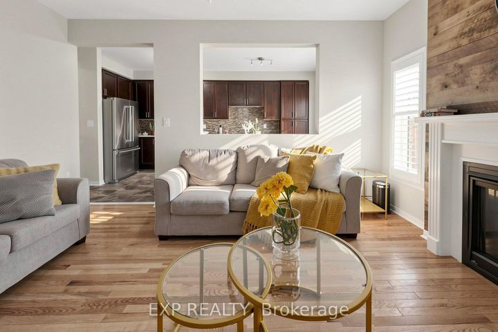 Photo 10 at 101 Cookview Drive, Wellington, Brampton