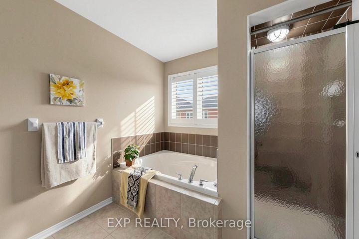 Photo 19 at 101 Cookview Drive, Wellington, Brampton