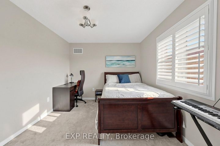 Photo 22 at 101 Cookview Drive, Wellington, Brampton