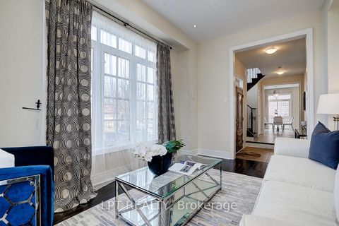 Photo 3 at 116 Dunlop Street, Crosby, Richmond Hill