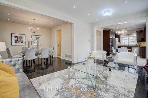 Photo 9 at 116 Dunlop Street, Crosby, Richmond Hill