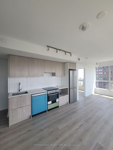 Photo 8 at 4602 - 395 Bloor Street E, North St. James Town, Toronto