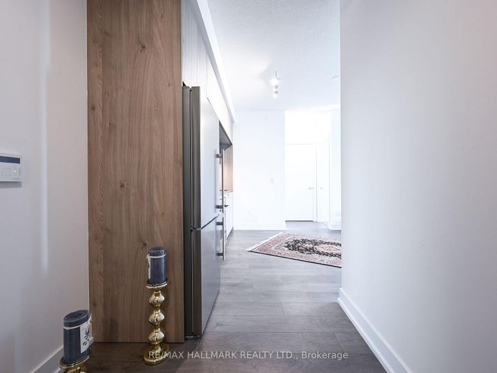 Photo 5 at 1730 - 25 Adra Grado Way, Bayview Village, Toronto