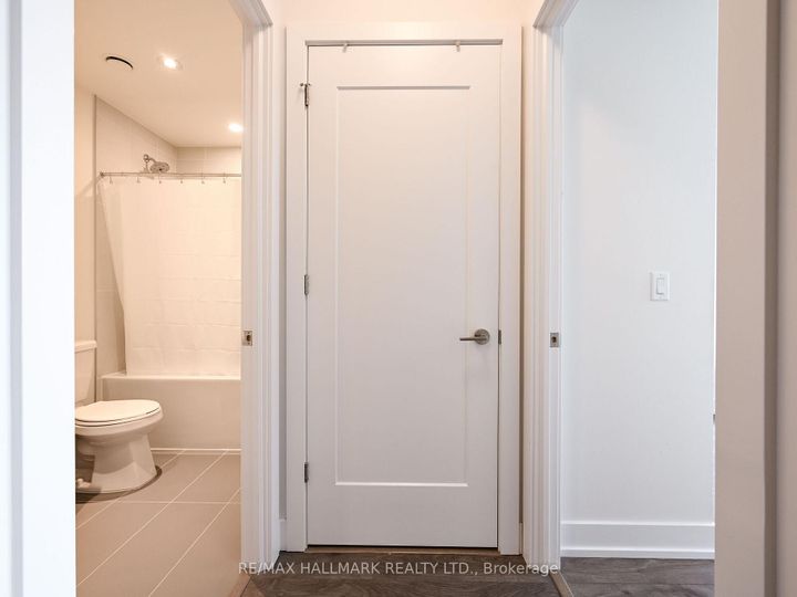 Photo 21 at 1730 - 25 Adra Grado Way, Bayview Village, Toronto