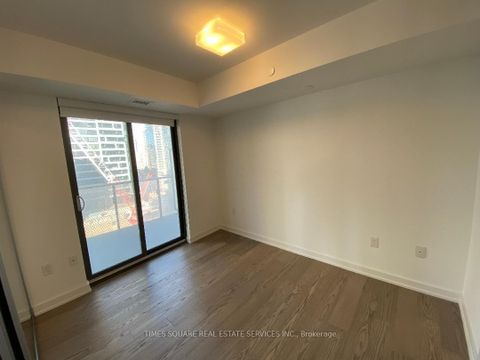 Photo 10 at 1008 - 11 Wellesley Street W, Bay Street Corridor, Toronto