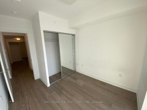 Photo 12 at 1008 - 11 Wellesley Street W, Bay Street Corridor, Toronto