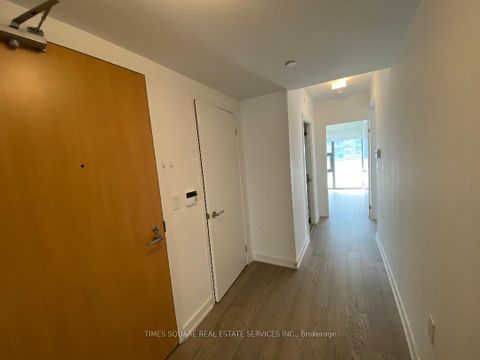 Photo 13 at 1008 - 11 Wellesley Street W, Bay Street Corridor, Toronto