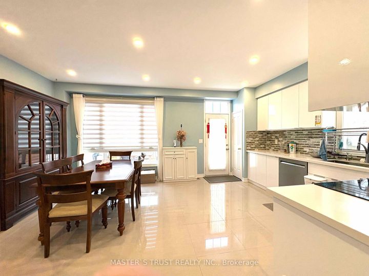 Photo 3 at 55 Russell Hill Road, Berczy, Markham