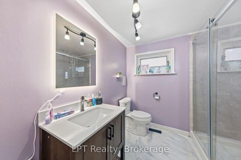 Photo 8 at 7 Briarbluff Avenue, West Hill, Toronto