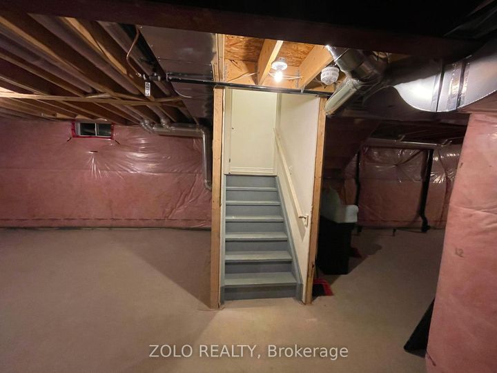 Photo 23 at 17 Kempsford Crescent, Northwest Brampton, Brampton