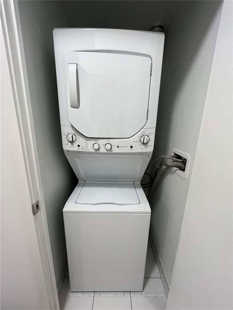 Photo 15 at 308 - 39 Roehampton Avenue, Mount Pleasant West, Toronto