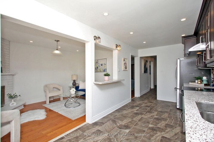 Photo 14 at 125 Bighorn Crescent, Wellington, Brampton