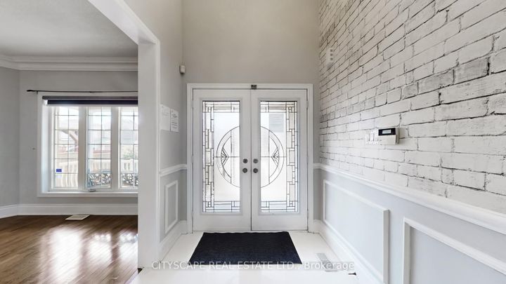 Photo 3 at 7 Yellow Avens Boulevard, Wellington, Brampton