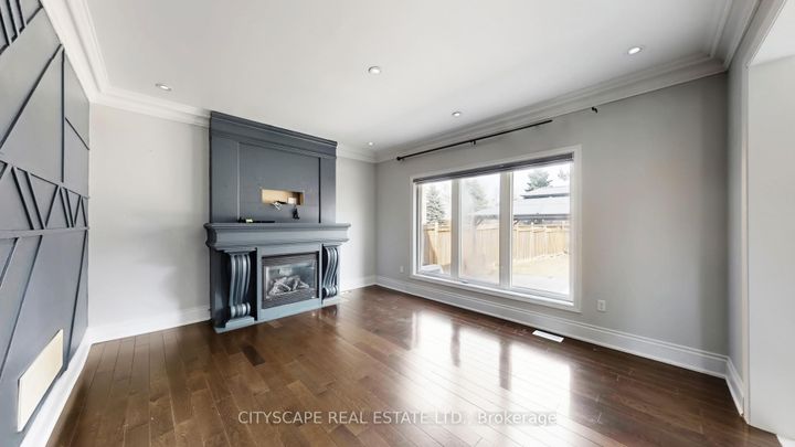 Photo 5 at 7 Yellow Avens Boulevard, Wellington, Brampton