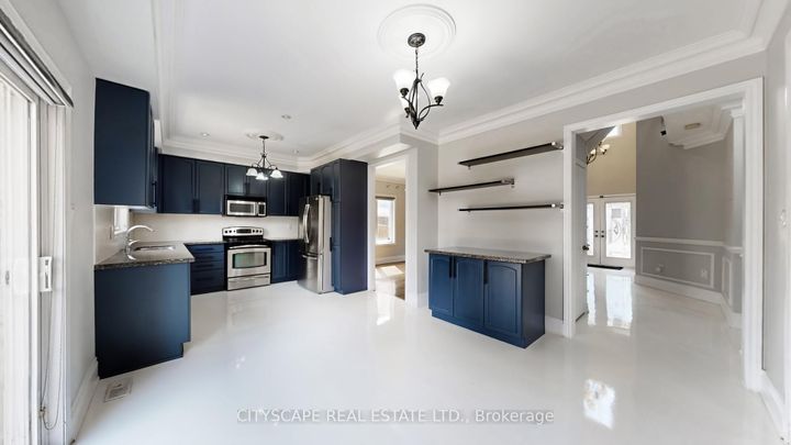 Photo 10 at 7 Yellow Avens Boulevard, Wellington, Brampton