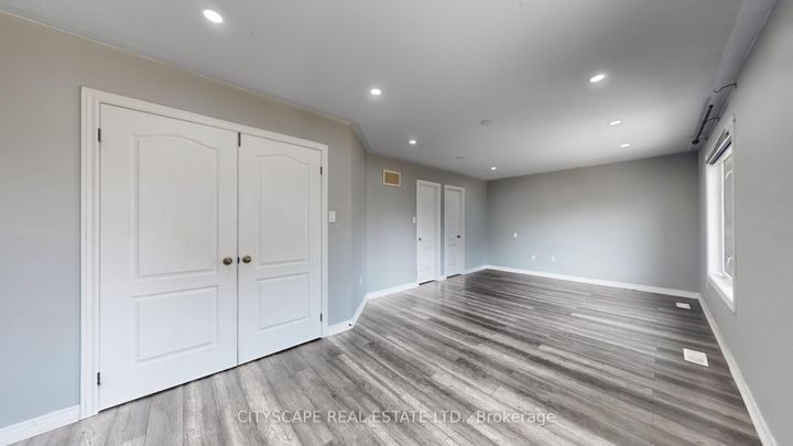 Photo 16 at 7 Yellow Avens Boulevard, Wellington, Brampton