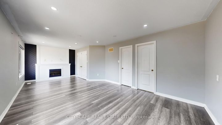 Photo 17 at 7 Yellow Avens Boulevard, Wellington, Brampton