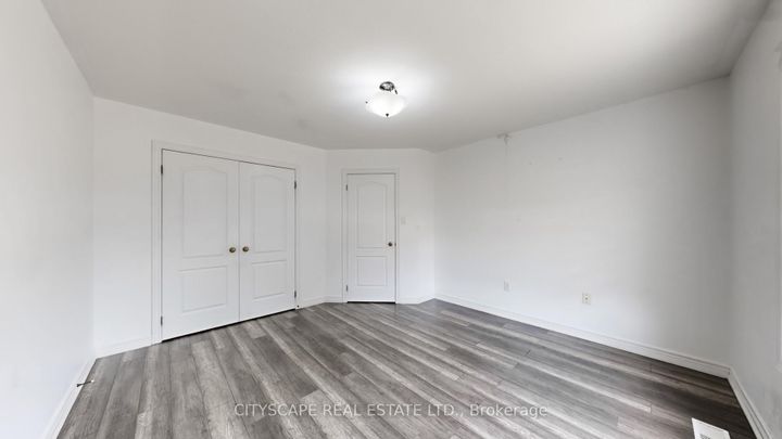 Photo 22 at 7 Yellow Avens Boulevard, Wellington, Brampton