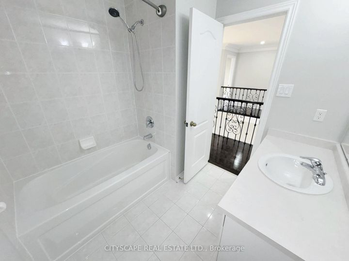 Photo 24 at 7 Yellow Avens Boulevard, Wellington, Brampton