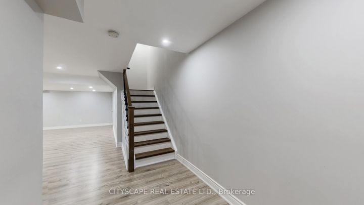 Photo 31 at 7 Yellow Avens Boulevard, Wellington, Brampton