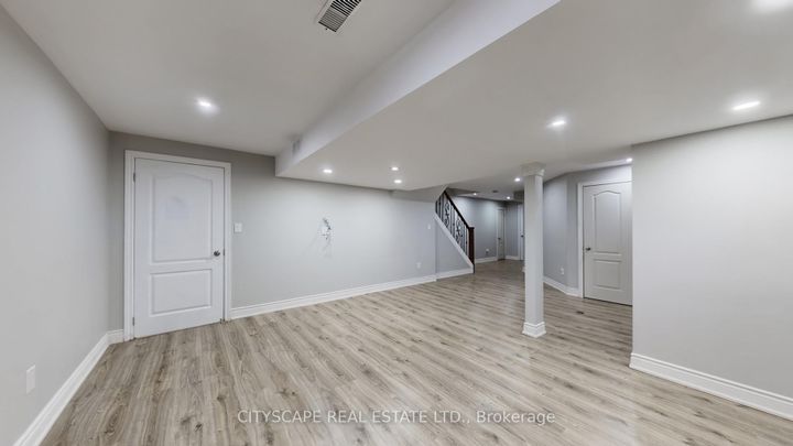 Photo 34 at 7 Yellow Avens Boulevard, Wellington, Brampton