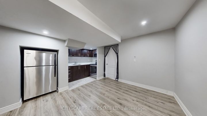 Photo 39 at 7 Yellow Avens Boulevard, Wellington, Brampton